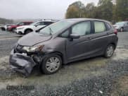 ✅ 2016 Honda Fit LX • VIN: JHMGK5H57GS006039 • Лот: 90229165. Опубликован ранее на Copart с пробегом 233 646 миль. Бесплатный доступ к архиву аукционных продаж из США и подробный отчёт об истории автомобиля на DreamBid. Изображение 1.
