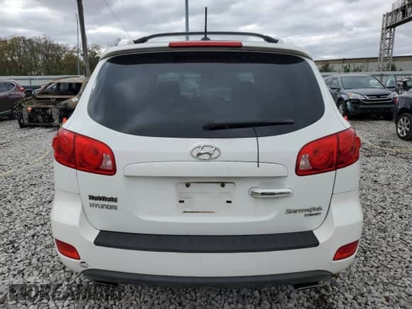 ✅ 2007 Hyundai Santa Fe SE • VIN: 5NMSH13E97H070363 • Лот: 76547814. Размещён на Copart с пробегом 193 408 миль миль. Получите бесплатный доступ к архиву аукционных продаж из США и посмотрите подробный отчёт об истории автомобиля на DreamBid. Изображение 6.