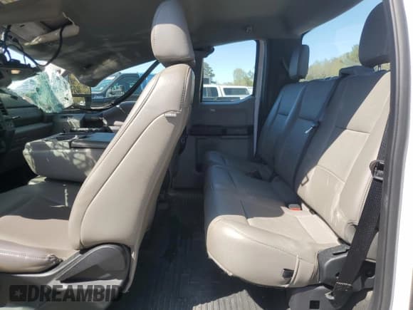 ✅ 2020 Ford F-250 XL • VIN: 1FD7X2A60LEC75735 • Lot: 50137205. Listed on Copart with 159,945 mi. Free auction sales archive from the USA and detailed vehicle history report at DreamBid. Image 10.