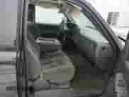 2004 Chevrolet Silverado 1500 LS z VIN 1GCEC14T14E188690, wystawiony jako Copart lot #42616285 z przebiegiem 186 116 mil mil oraz Czysty tytuł • Clean title. Historia ofert i sprzedaży dostępna na DreamBid. Obrazek 10.