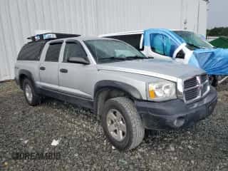 2006 Dodge Dakota SLT с VIN 1D7HW48N36S522858, выставлен на аукционе Copart как лот 66431064 с пробегом 197 028 миль миль и Списание • Salvage title. История ставок и продаж доступна на DreamBid. Изображение 4.