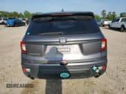 ✅ 2019 Honda Passport EX-L • VIN: 5FNYF7H56KB010952 • Lot: 55980755. Listed on Copart with 70,955 mi. Free auction sales archive from the USA and detailed vehicle history report at DreamBid. Image 6.