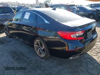 ✅ 2020 Honda Accord Sport • VIN: 1HGCV1F32LA155803 • Lot: 43519834. Wystawiony na IAAI z przebiegiem 89 330 mil. Bezpłatny archiwum sprzedaży aukcyjnych z USA i szczegółowy raport historii pojazdu na DreamBid. Zdjęcie 3.