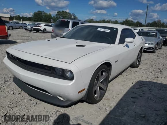 ✅ 2014 Dodge Challenger R/T 100th Anniversary Appearance • VIN: 2C3CDYBT9EH310839 • Lot: 73632334. Wystawiony na Copart z przebiegiem 164 943 mil. Bezpłatny archiwum sprzedaży aukcyjnych z USA i szczegółowy raport historii pojazdu na DreamBid. Zdjęcie 1.