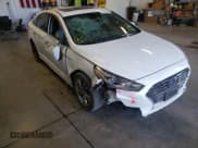 ✅ 2018 Hyundai Sonata Limited • VIN: 5NPE34AF0JH640088 • Лот: 57874312. Опубликован ранее на Copart с пробегом 100 314 миль. Бесплатный доступ к архиву аукционных продаж из США и подробный отчёт об истории автомобиля на DreamBid. Изображение 1.