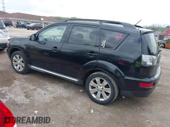 ✅ 2011 Mitsubishi Outlander SE • VIN: JA4AS3AW5BU013447 • Lot: 42256531. Listed on IAAI with 219,832 mi. Free auction sales archive from the USA and detailed vehicle history report at DreamBid. Image 3.