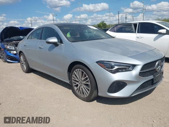 ✅ 2025 Mercedes-Benz CLA 250 • VIN: W1K5J4HB9SN525800 • Лот: 42851070. Опубликован ранее на IAAI с пробегом 16 421 миль. Бесплатный доступ к архиву аукционных продаж из США и подробный отчёт об истории автомобиля на DreamBid. Изображение 1.