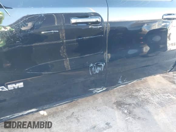 2022 Ram 1500 Laramie с VIN 1C6RREJT6NN291821, выставлен на аукционе IAAI как лот 41389654 с пробегом 31 957 миль миль и . История ставок и продаж доступна на DreamBid. Изображение 17.