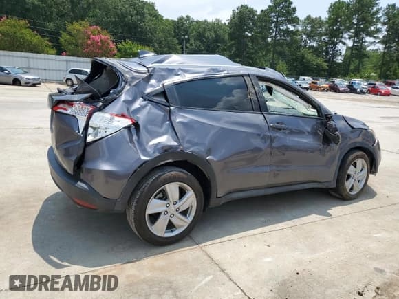 ✅ 2020 Honda HR-V EX-L • VIN: 3CZRU5H7XLM717883 • Lot: 64116345. Listed on Copart with 66,206 mi. Free auction sales archive from the USA and detailed vehicle history report at DreamBid. Image 3.