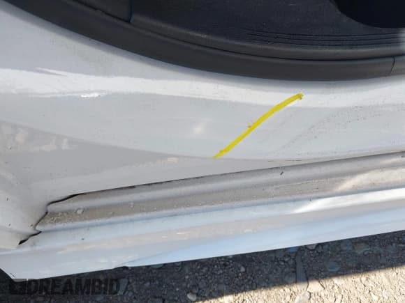 ✅ 2017 Mercedes-Benz C 43 AMG • VIN: 55SWF6EB6HU185222 • Lot: 42534527. Wystawiony na IAAI z przebiegiem 49 474 mil. Bezpłatny archiwum sprzedaży aukcyjnych z USA i szczegółowy raport historii pojazdu na DreamBid. Zdjęcie 6.