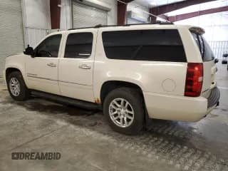✅ 2011 Chevrolet Suburban LTZ • VIN: 1GNSKKE39BR185558 • Lot: 68596344. Wystawiony na Copart z przebiegiem 228 671 mil. Bezpłatny archiwum sprzedaży aukcyjnych z USA i szczegółowy raport historii pojazdu na DreamBid. Zdjęcie 2.