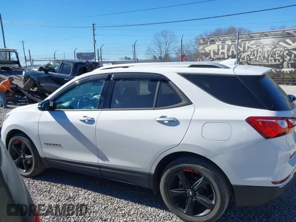 ✅ 2020 Chevrolet Equinox Premier • VIN: 2GNAXXEV6L6282726 • Lot: 43714805. Listed on IAAI with 91,296 mi. Free auction sales archive from the USA and detailed vehicle history report at DreamBid. Image 14.