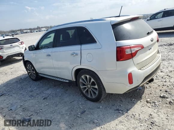 ✅ 2015 Kia Sorento SX • VIN: 5XYKWDA74FG556342 • Lot: 54560325. Listed on Copart with 168,934 mi. Free auction sales archive from the USA and detailed vehicle history report at DreamBid. Image 2.