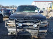 ✅ 2001 Chevrolet Suburban LS • VIN: 3GNEC16T61G284128 • Лот: 41102555. Опубликован ранее на IAAI с пробегом 198 323 миль. Бесплатный доступ к архиву аукционных продаж из США и подробный отчёт об истории автомобиля на DreamBid. Изображение 12.