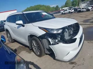 ✅ 2025 Toyota Highlander Hybrid XLE • VIN: 5TDKBRCHXSS662712 • Лот: 42183334. Опубликован ранее на IAAI с пробегом 264 миль. Бесплатный доступ к архиву аукционных продаж из США и подробный отчёт об истории автомобиля на DreamBid. Изображение 1.