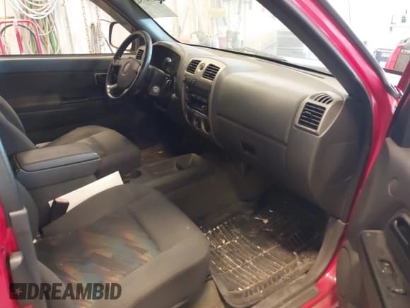 ✅ 2004 Chevrolet Colorado LS Z71 • VIN: 1GCDT196448147838 • Lot: 42647542. Wystawiony na IAAI z przebiegiem 196 194 mil. Bezpłatny archiwum sprzedaży aukcyjnych z USA i szczegółowy raport historii pojazdu na DreamBid. Zdjęcie 5.