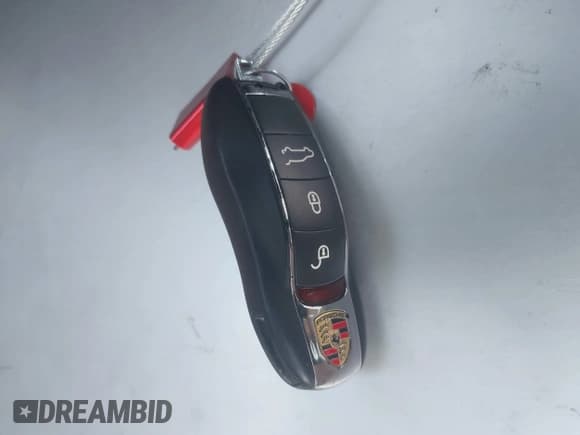 ✅ 2017 Porsche Cayenne S • VIN: WP1AB2A24HLA52654 • Лот: 42878602. Опубликован ранее на IAAI с пробегом 76 525 миль. Бесплатный доступ к архиву аукционных продаж из США и подробный отчёт об истории автомобиля на DreamBid. Изображение 11.