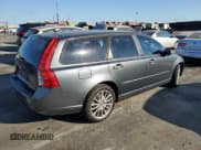 ✅ 2010 Volvo V50 • VIN: YV1390MW3A2537432 • Лот: 75631654. Опубликован ранее на Copart с пробегом 120 536 миль. Бесплатный доступ к архиву аукционных продаж из США и подробный отчёт об истории автомобиля на DreamBid. Изображение 3.