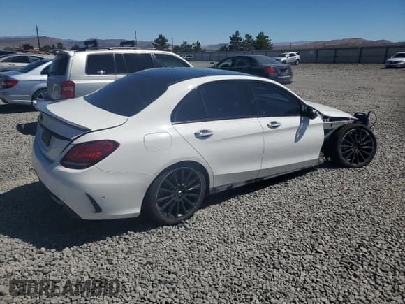 ✅ 2020 Mercedes-Benz C 43 AMG • VIN: 55SWF6EB7LU323617 • Lot: 67489915. Wystawiony na Copart z przebiegiem 48 243 mil. Bezpłatny archiwum sprzedaży aukcyjnych z USA i szczegółowy raport historii pojazdu na DreamBid. Zdjęcie 3.
