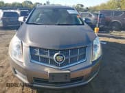 ✅ 2012 Cadillac SRX Luxury Collection • VIN: 3GYFNAE38CS502783 • Lot: 43405645. Wystawiony na IAAI z przebiegiem 135 494 mil. Bezpłatny archiwum sprzedaży aukcyjnych z USA i szczegółowy raport historii pojazdu na DreamBid. Zdjęcie 12.