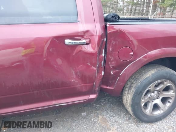 ✅ 2018 Ram 1500 Laramie • VIN: 1C6RR7NT4JS109146 • Лот: 43747418. Опубликован ранее на IAAI с пробегом 81 721 миль. Бесплатный доступ к архиву аукционных продаж из США и подробный отчёт об истории автомобиля на DreamBid. Изображение 18.