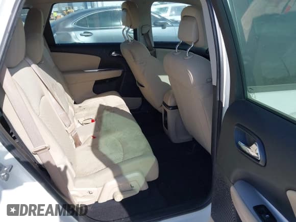 ✅ 2014 Dodge Journey SE • VIN: 3C4PDCAB0ET315332 • Lot: 43542775. Listed on IAAI with 158,494 mi. Free auction sales archive from the USA and detailed vehicle history report at DreamBid. Image 8.