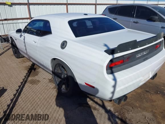✅ 2012 Dodge Challenger R/T Plus • VIN: 2C3CDYBT6CH110577 • Lot: 41313767. Wystawiony na IAAI z przebiegiem 146 087 mil. Bezpłatny archiwum sprzedaży aukcyjnych z USA i szczegółowy raport historii pojazdu na DreamBid. Zdjęcie 3.