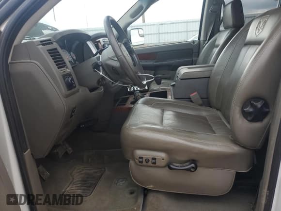 ✅ 2006 Dodge 3500 SLT • VIN: 3D7LX38C46G192848 • Lot: 70917675. Listed on Copart with 258,653 mi. Free auction sales archive from the USA and detailed vehicle history report at DreamBid. Image 7.