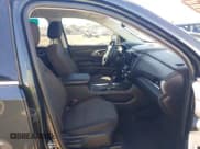 ✅ 2018 Chevrolet Traverse LT Cloth • VIN: 1GNERGKW3JJ261356 • Lot: 43535384. Wystawiony na IAAI z przebiegiem 161 215 mil. Bezpłatny archiwum sprzedaży aukcyjnych z USA i szczegółowy raport historii pojazdu na DreamBid. Zdjęcie 5.