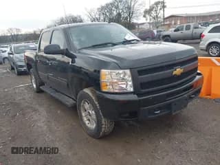 ✅ 2012 Chevrolet Silverado 1500 LTZ • VIN: 3GCPKTE76CG175109 • Lot: 43758644. Wystawiony na IAAI z przebiegiem 224 841 mil. Bezpłatny archiwum sprzedaży aukcyjnych z USA i szczegółowy raport historii pojazdu na DreamBid. Zdjęcie 1.