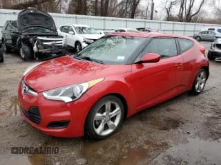 ✅ 2015 Hyundai Veloster • VIN: KMHTC6AD2FU245257 • Lot: 39997824. Wystawiony na Copart z przebiegiem 107 084 mil. Bezpłatny archiwum sprzedaży aukcyjnych z USA i szczegółowy raport historii pojazdu na DreamBid. Zdjęcie 1.