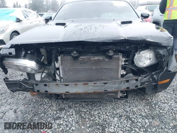 ✅ 2010 Dodge Challenger R/T Classic • VIN: 2B3CJ5DT6AH118905 • Lot: 41309360. Wystawiony na IAAI z przebiegiem Nie podano. Bezpłatny archiwum sprzedaży aukcyjnych z USA i szczegółowy raport historii pojazdu na DreamBid. Zdjęcie 6.