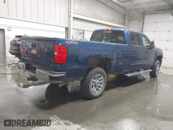 ✅ 2015 Chevrolet Silverado 2500HD LT • VIN: 1GC1KVEG5FF554576 • Lot: 41881108. Listed on IAAI with 59,230 mi. Free auction sales archive from the USA and detailed vehicle history report at DreamBid. Image 4.