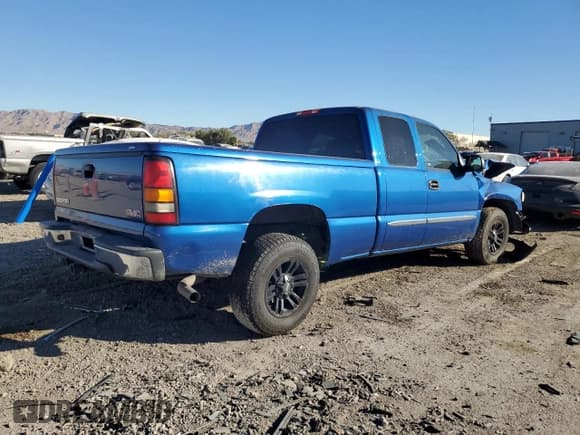 ✅ 2004 GMC Sierra 1500 SLE • VIN: 2GTEC19V341103621 • Лот: 90525825. Опубликован ранее на Copart с пробегом Не указан. Бесплатный доступ к архиву аукционных продаж из США и подробный отчёт об истории автомобиля на DreamBid. Изображение 3.