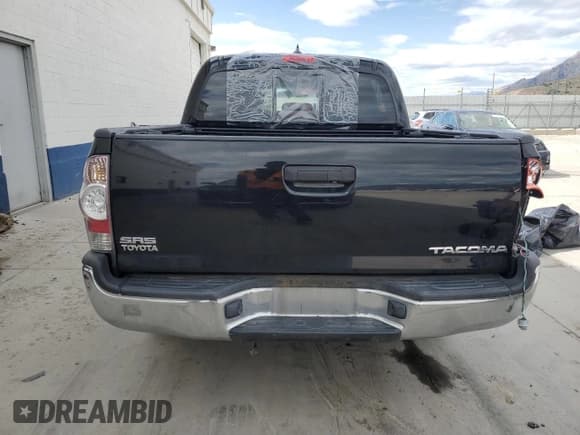 ✅ 2015 Toyota Tacoma • VIN: 5TFJX4CN9FX060941 • Лот: 56606505. Опубликован ранее на Copart с пробегом Не указан. Бесплатный доступ к архиву аукционных продаж из США и подробный отчёт об истории автомобиля на DreamBid. Изображение 6.
