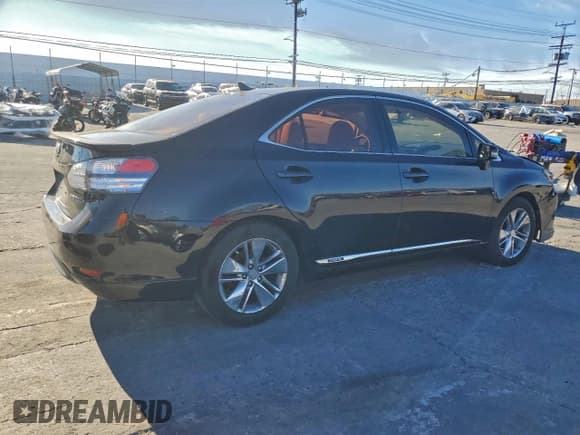 ✅ 2010 Lexus HS 250h Premium • VIN: JTHBB1BAXA2005287 • Lot: 95921725. Listed on Copart with Not provided. Free auction sales archive from the USA and detailed vehicle history report at DreamBid. Image 3.