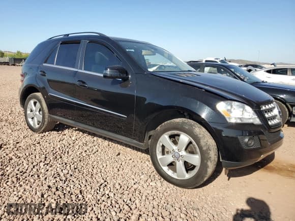 ✅ 2011 Mercedes-Benz M 350 • VIN: 4JGBB5GB4BA684745 • Lot: 60755395. Wystawiony na Copart z przebiegiem 54 506 mil. Bezpłatny archiwum sprzedaży aukcyjnych z USA i szczegółowy raport historii pojazdu na DreamBid. Zdjęcie 4.