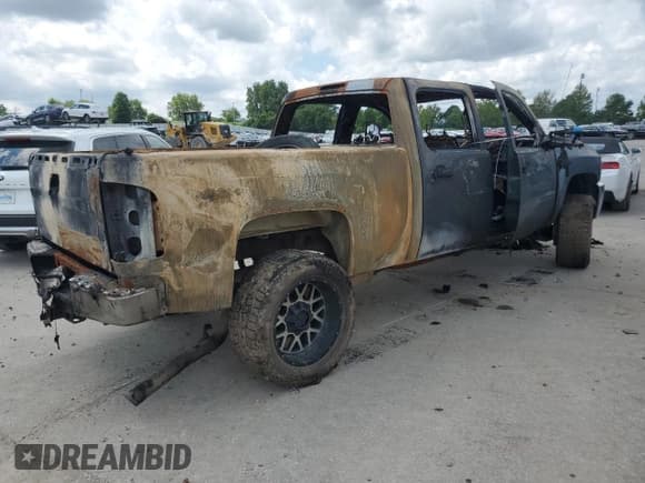 ✅ 2013 Chevrolet Silverado 2500HD LTZ • VIN: 1GC1KYEG8DF236675 • Lot: 64176685. Listed on Copart with Not provided. Free auction sales archive from the USA and detailed vehicle history report at DreamBid. Image 3.