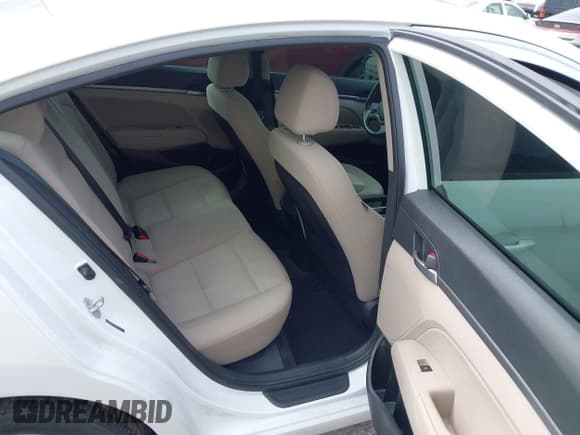 ✅ 2018 Hyundai Elantra SEL • VIN: 5NPD84LF4JH367277 • Lot: 43523338. Listed on IAAI with 129,486 mi. Free auction sales archive from the USA and detailed vehicle history report at DreamBid. Image 8.