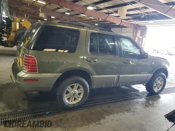 ✅ 2002 Mercury Mountaineer • VIN: 4M2DU86W92UJ20806 • Лот: 65215675. Опубликован ранее на Copart с пробегом 165 197 миль. Бесплатный доступ к архиву аукционных продаж из США и подробный отчёт об истории автомобиля на DreamBid. Изображение 3.