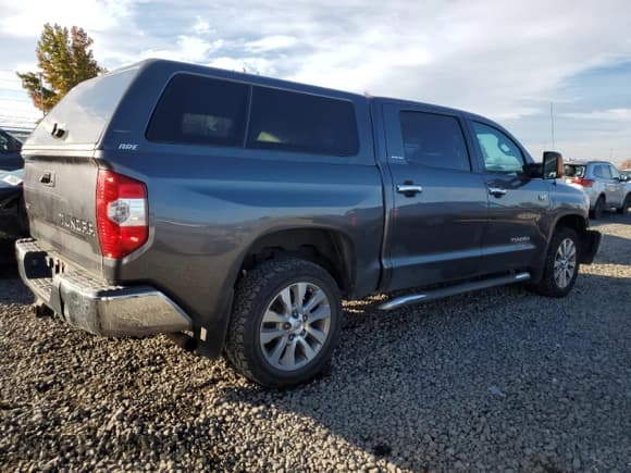 ✅ 2014 Toyota Tundra Limited • VIN: 5TFHY5F17EX336364 • Lot: 76818904. Listed on Copart with 170,122 mi. Free auction sales archive from the USA and detailed vehicle history report at DreamBid. Image 3.