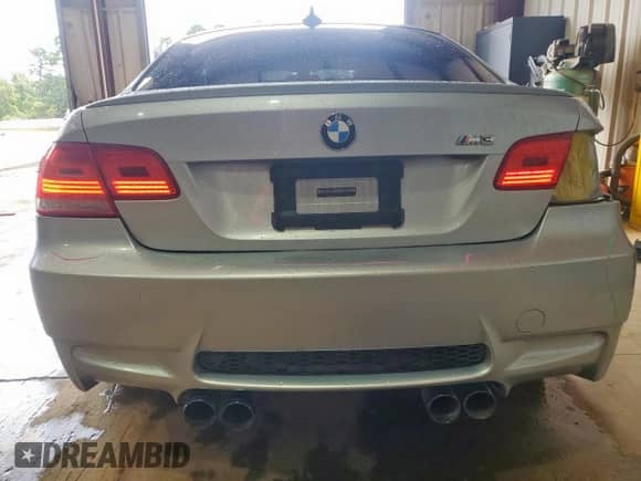 2008 BMW 3 Series M3 с VIN WBSWD93598PY42616, выставлен на аукционе Copart как лот 70157435 с пробегом 142 816 миль миль и Списание • Salvage title. История ставок и продаж доступна на DreamBid. Изображение 6.