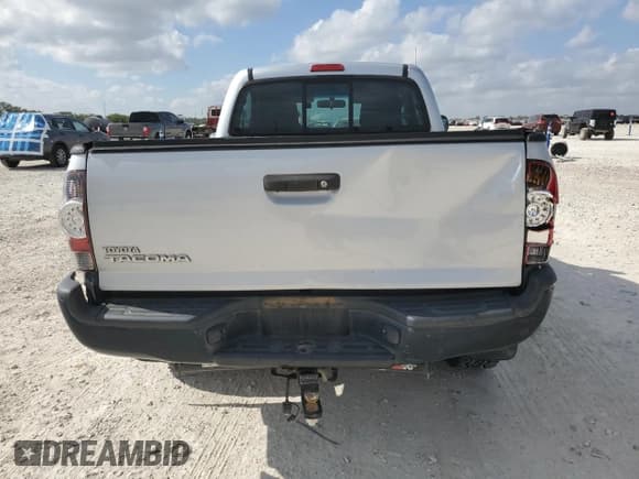 ✅ 2011 Toyota Tacoma • VIN: 5TFPX4EN9BX005715 • Lot: 87385955. Listed on Copart with 389,534 mi. Free auction sales archive from the USA and detailed vehicle history report at DreamBid. Image 6.
