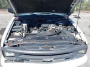 ✅ 1997 Chevrolet Blazer LS • VIN: 1GNDT13W0V2175348 • Lot: 41773422. Wystawiony na IAAI z przebiegiem 247 972 mil. Bezpłatny archiwum sprzedaży aukcyjnych z USA i szczegółowy raport historii pojazdu na DreamBid. Zdjęcie 10.