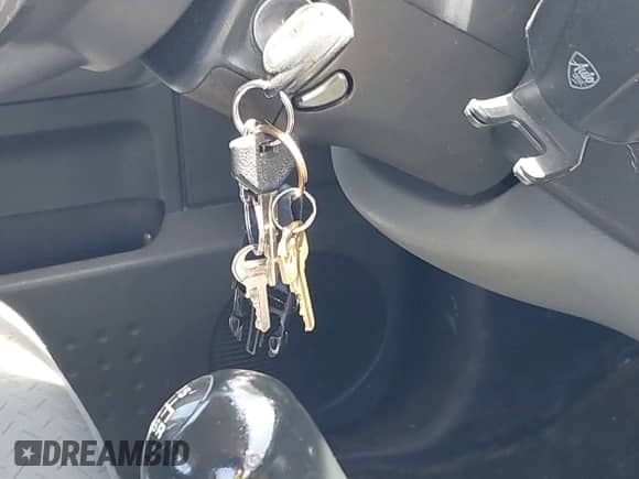 2008 Dodge Dakota z VIN 1D3HW38K18S590757, wystawiony jako IAAI lot #42501413 z przebiegiem Nie podano mil oraz . Historia ofert i sprzedaży dostępna na DreamBid. Obrazek 11.