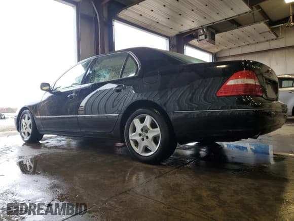 ✅ 2004 Lexus LS 430 • VIN: JTHBN36F440161768 • Лот: 91110105. Опубликован ранее на Copart с пробегом 123 353 миль. Бесплатный доступ к архиву аукционных продаж из США и подробный отчёт об истории автомобиля на DreamBid. Изображение 2.