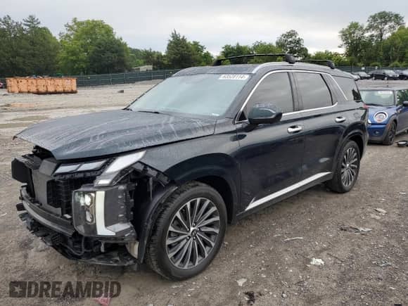 2023 Hyundai Palisade Calligraphy с VIN KM8R74GE6PU633497, выставлен на аукционе Copart как лот 63528114 с пробегом 42 151 миль миль и Списание • Salvage title. История ставок и продаж доступна на DreamBid. Изображение 1.