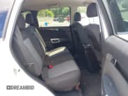 ✅ 2014 Chevrolet Captiva Sport LT • VIN: 3GNAL3EK5ES634354 • Lot: 42398224. Wystawiony na IAAI z przebiegiem 136 356 mil. Bezpłatny archiwum sprzedaży aukcyjnych z USA i szczegółowy raport historii pojazdu na DreamBid. Zdjęcie 8.