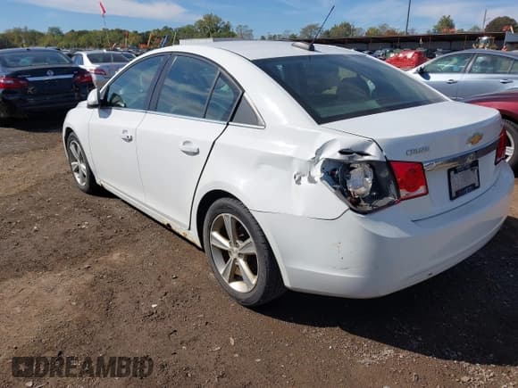 ✅ 2015 Chevrolet Cruze LT • VIN: 1G1PE5SB5F7258227 • Lot: 43460827. Listed on IAAI with 128,271 mi. Free auction sales archive from the USA and detailed vehicle history report at DreamBid. Image 6.