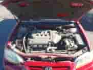 2001 Honda Accord EX z VIN 1HGCG22531A026926, wystawiony jako IAAI lot #43561897 z przebiegiem 318 749 mil mil oraz . Historia ofert i sprzedaży dostępna na DreamBid. Obrazek 10.